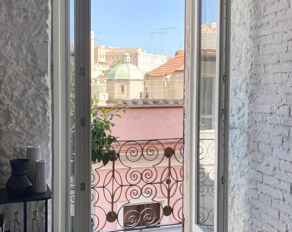 Su Meri Stampace - Luxury Apartment City Center Cagliari Dış mekan fotoğraf